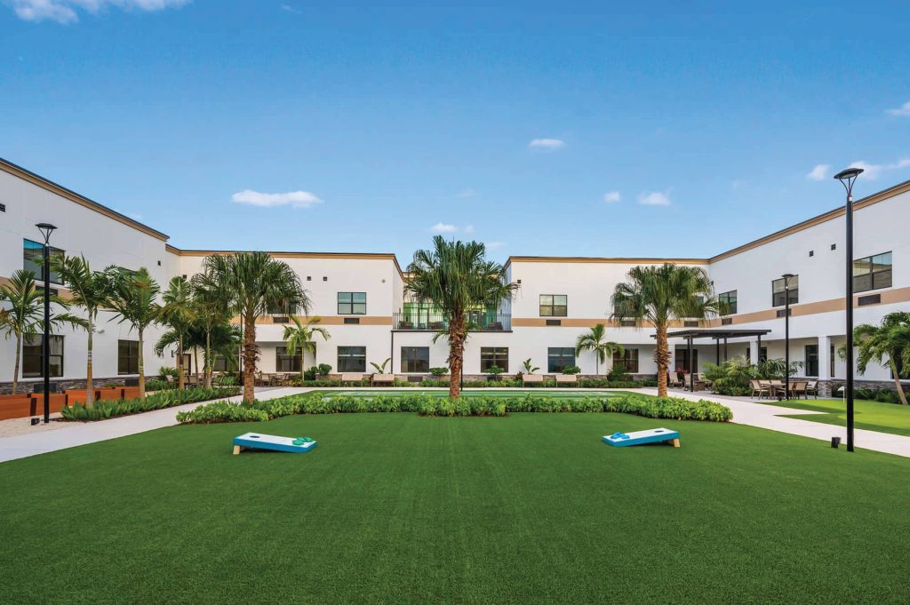 RoyalPalmGallery_Web-Outdoor-Activing-Area-1